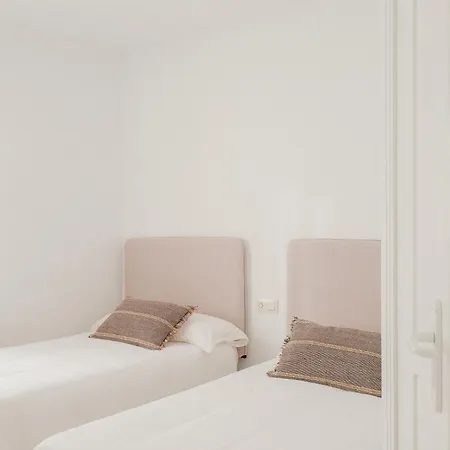 Yuca Apartment *